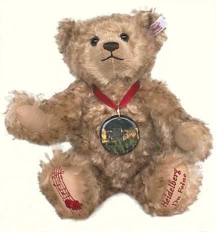 Steiff Heidelberg Bear